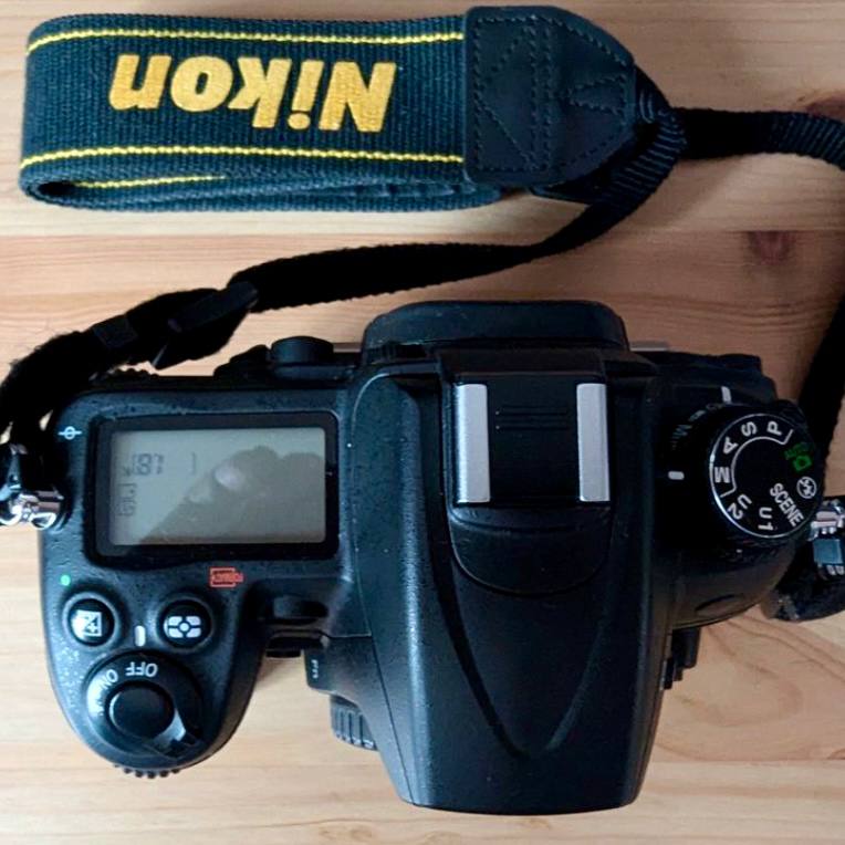 Appareil photo numérique reflex avec objectifs et flash – Ensemble complet