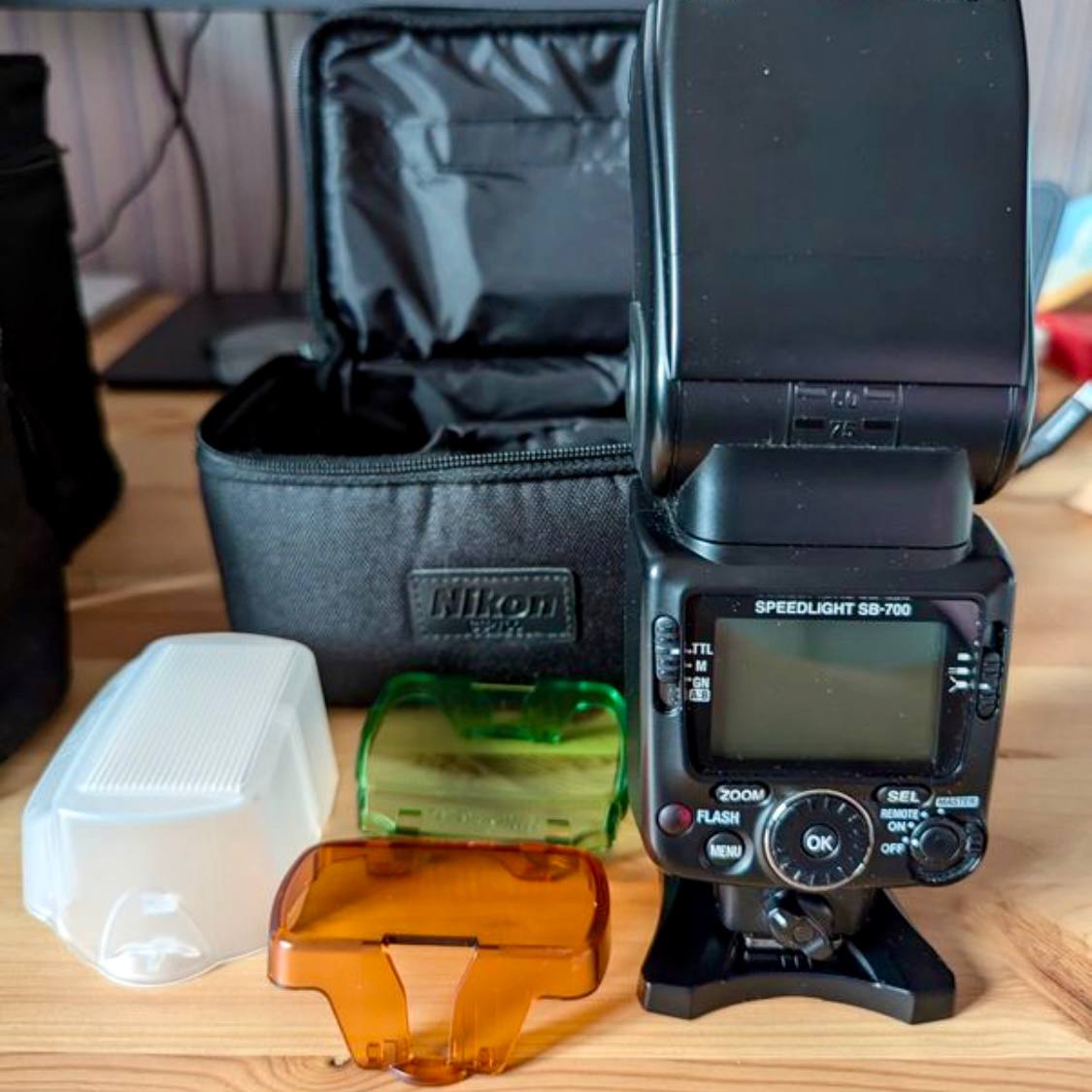 Appareil photo numérique reflex avec objectifs et flash – Ensemble complet