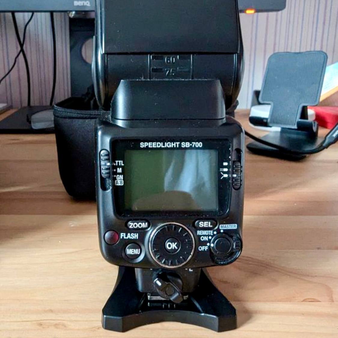 Appareil photo numérique reflex avec objectifs et flash – Ensemble complet